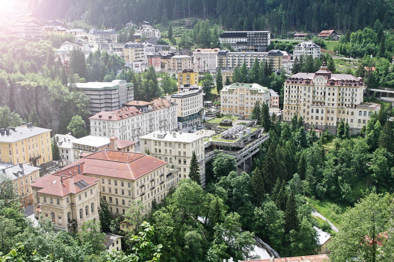 Gruener Baum Hotel Бад-Гаштайн Екстер'єр фото