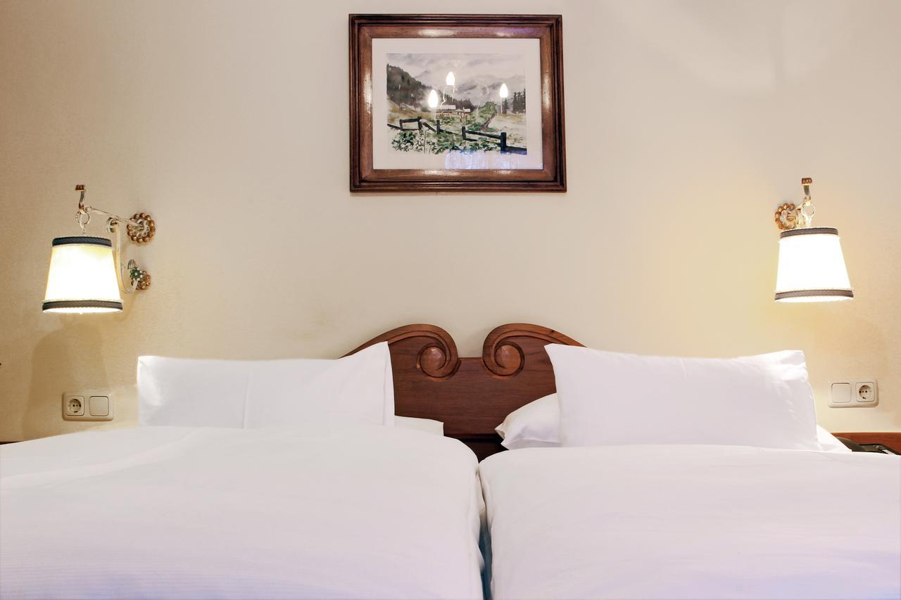 Gruener Baum Hotel Бад-Гаштайн Номер фото